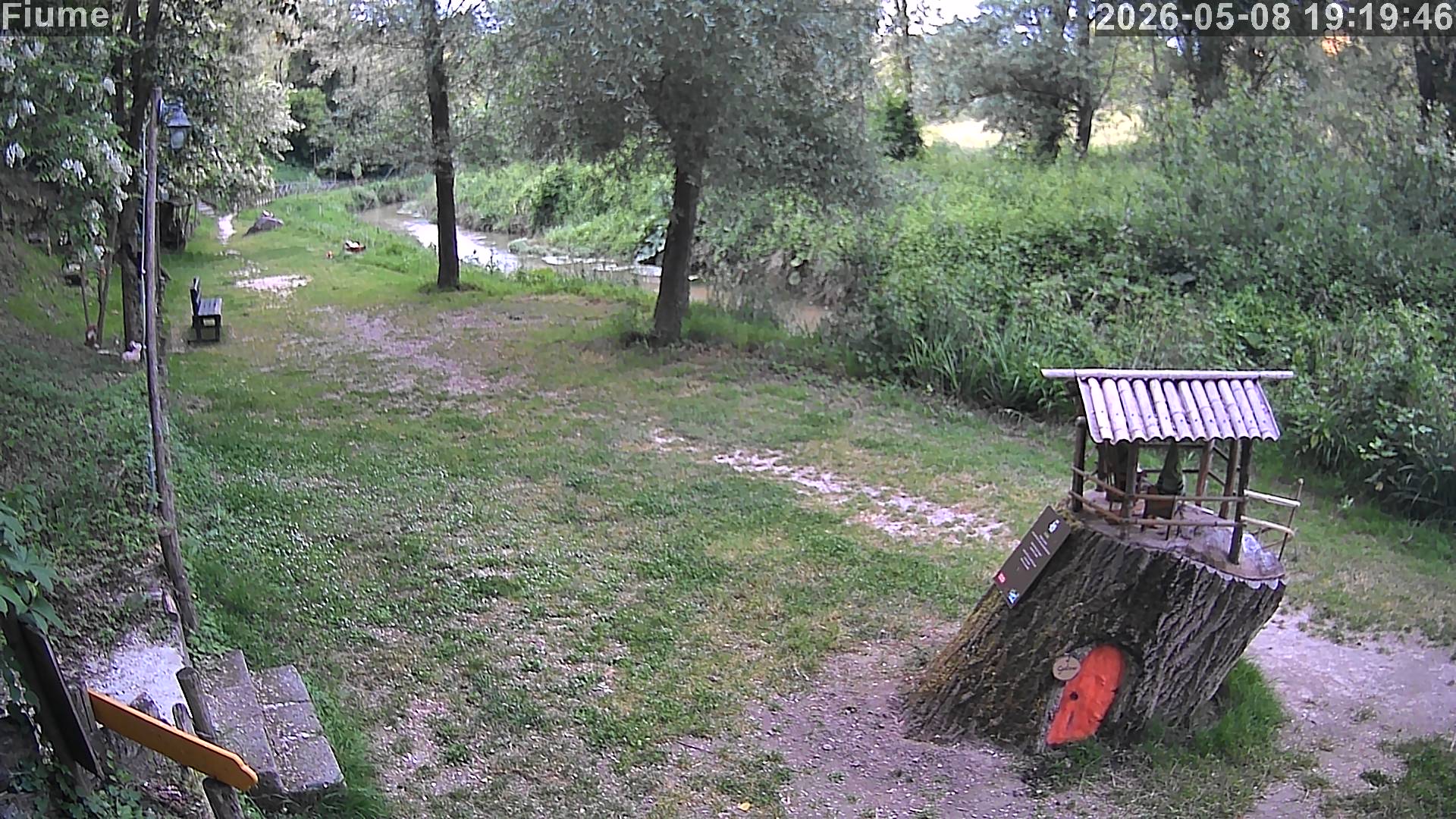 immagine della webcam nei dintorni di San Severino Marche: webcam Cingoli