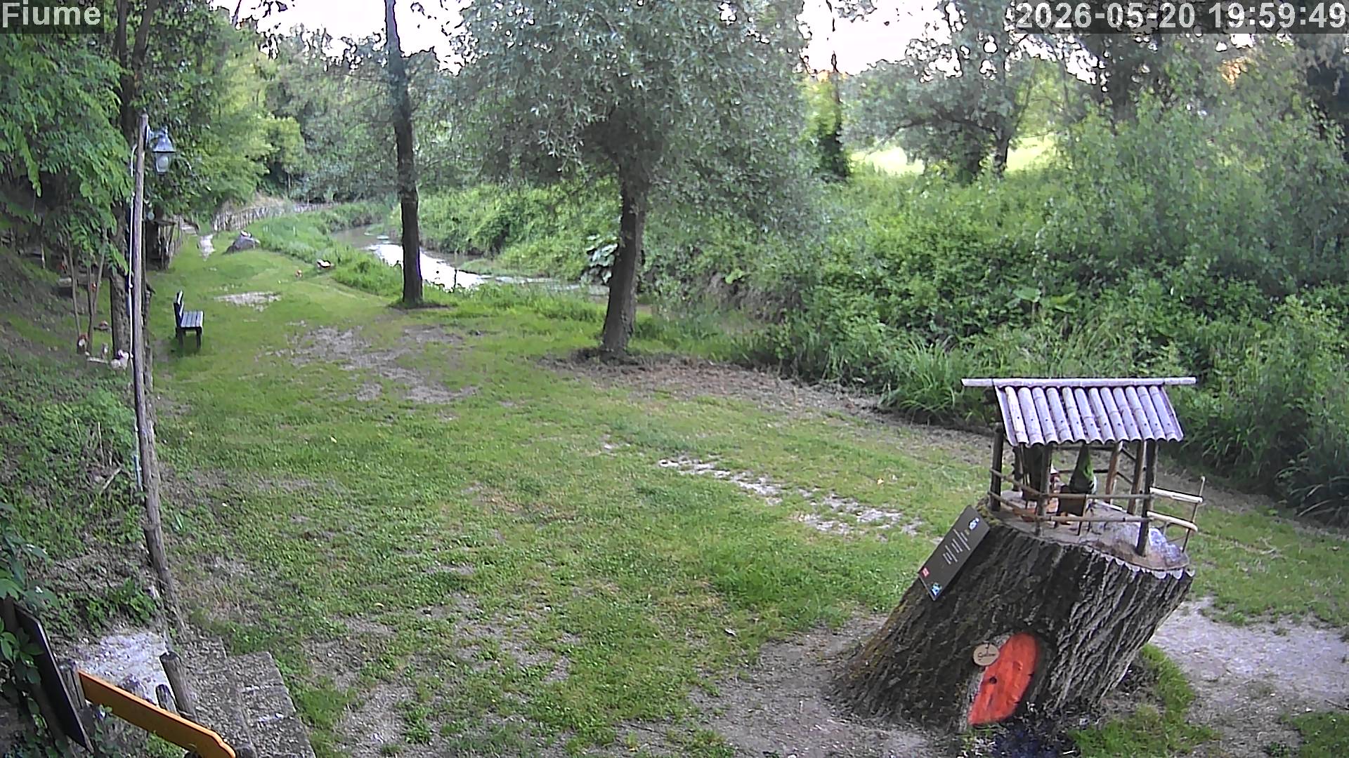 immagine della webcam nei dintorni di San Severino Marche: webcam Cingoli